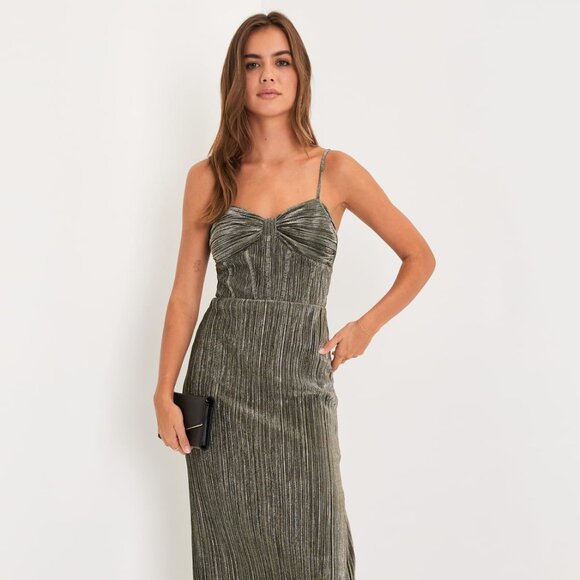 Lulus Dresses & Skirts - NWT Lulus Glimmer and Glitz Black and Gold Lurex Pleated Maxi Dress - Medium